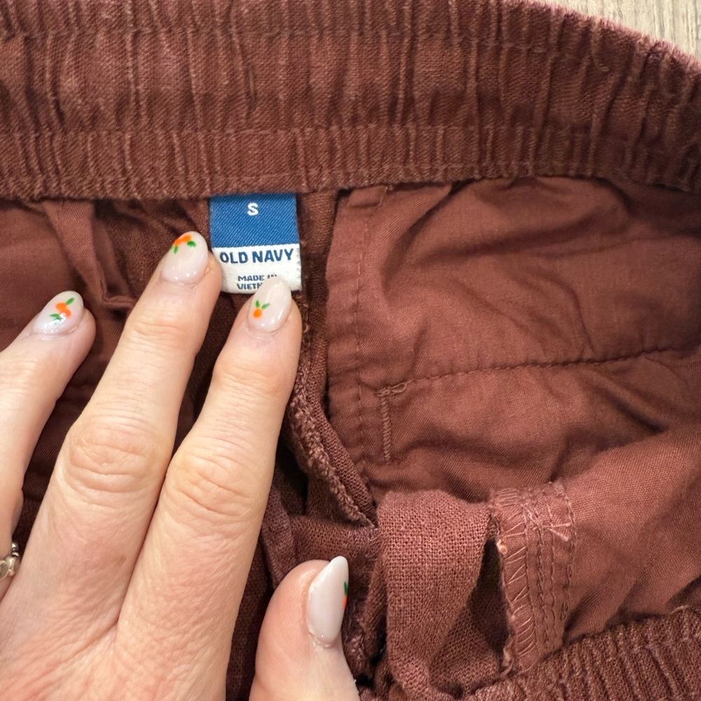Old Navy Cropped Linen Pants Small EUC Sold Out Style!! - Picture 6 of 9